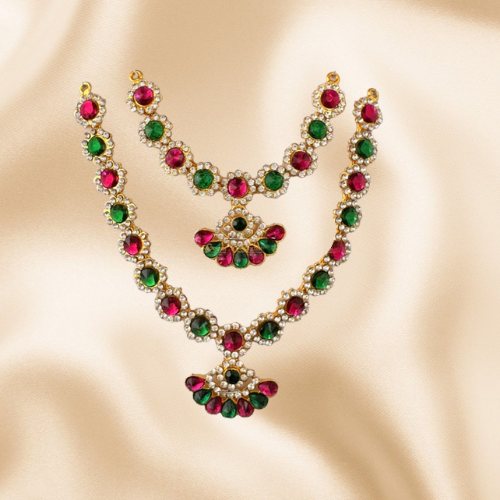 goddess idol short necklace with round pink pendant goddess idol short necklace with round pink pendant